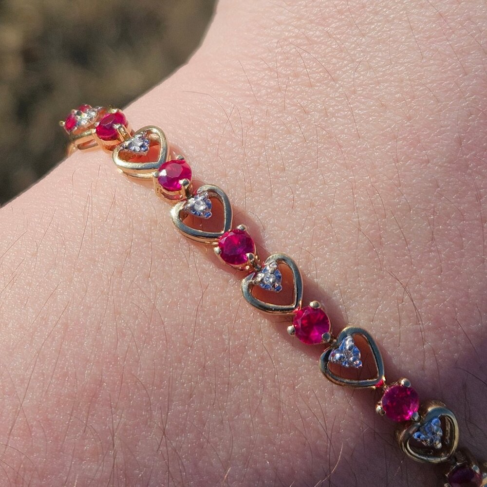 10KT Yellow Gold Diamond & Lab Grown Ruby Heart Link Tennis Bracelet 8 Inches - Picture 3 of 15